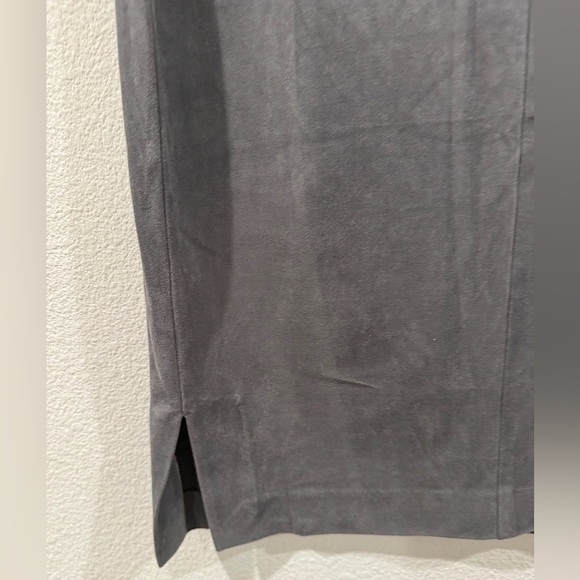 LOFT Faux Suede Grey Straight Side Slits Skirt Size 2 Petite - Picture 3 of 13